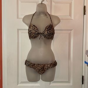 NWOT Victoria’s Secret Animal Print Bikini 36B/M